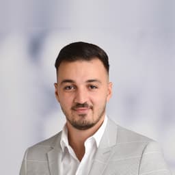 Erdal Akkoc, Geschäftsführer der TXWH